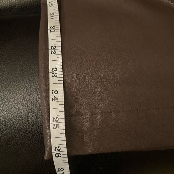 Splendid Vegan Leather Ankle
Trouser sz 2, Brown color, NWT - Picture 9 of 14